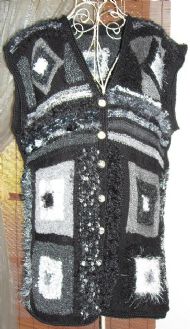 Black & White Sleeveless Jacket F